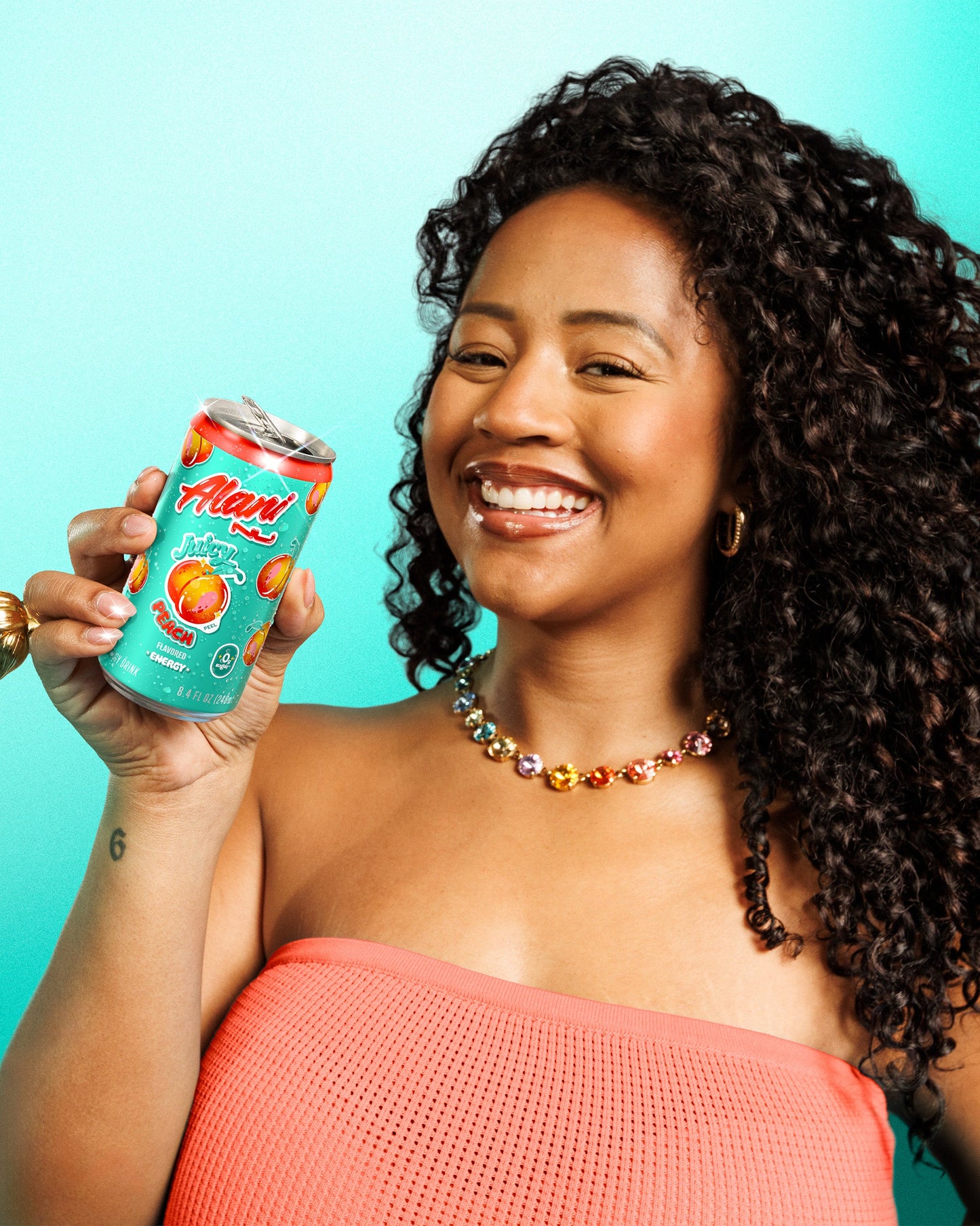Alani Nu Juicy Peach Mini Energy Drinks — 24 Pack